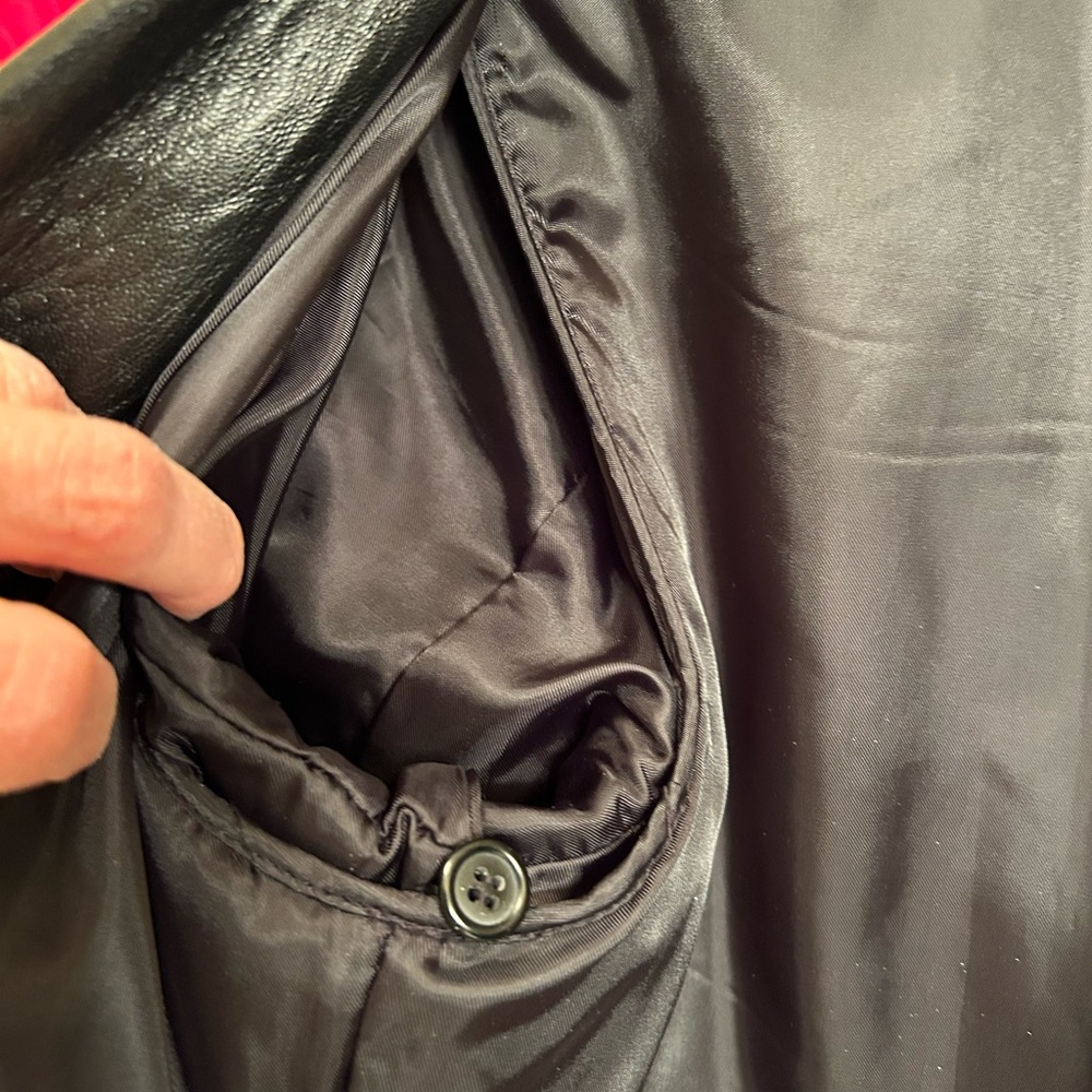 Wilsons Leather Women's Black Belted Jacket with Removeable Thinsulate Liner - Picture 6 of 12